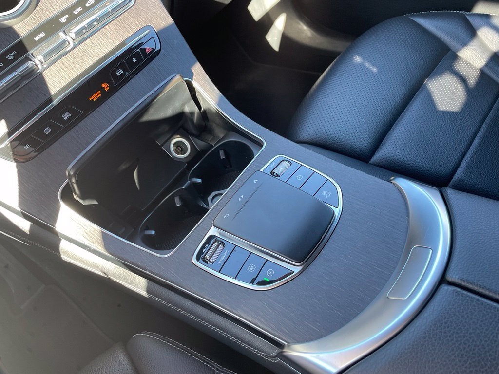 2020 Mercedes-Benz GLC GLC 300 Pano Roof, Leather, Low Miles, One Owner