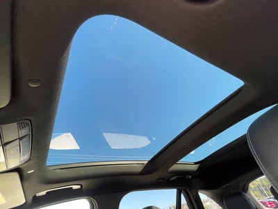 2020 Mercedes-Benz GLC GLC 300 Pano Roof, Leather, Low Miles, One Owner