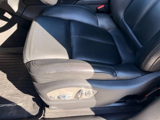 2021 Porsche Macan S