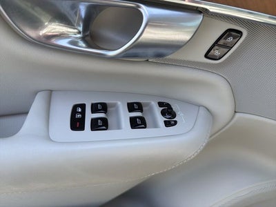 2020 Volvo XC90 T6 Inscription