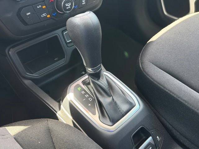 2020 Jeep Renegade Latitude CLEAN CARFAX 1-OWNER