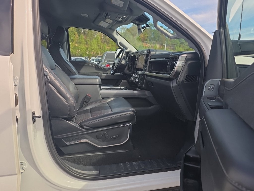 2024 Ford F-350SD Lariat