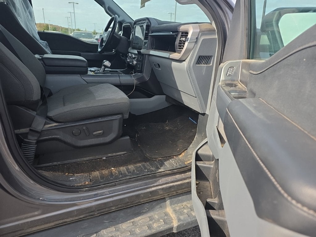 2023 Ford F-150 Lightning XLT