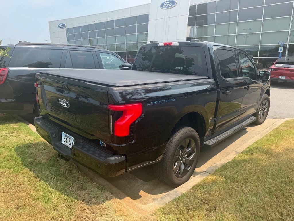 2025 Ford F-150 Lightning Flash