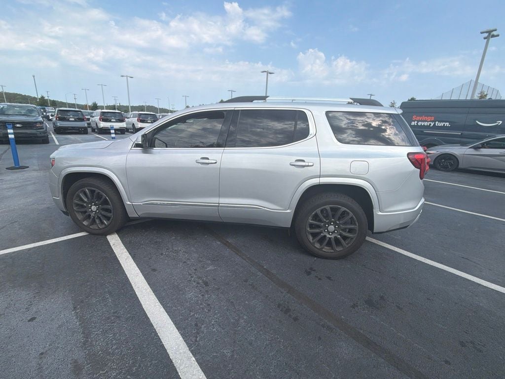 2020 GMC Acadia Denali