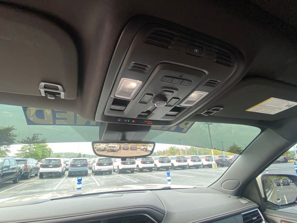 2023 GMC Yukon XL Denali Ultimate