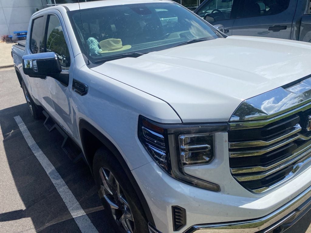 2022 GMC Sierra 1500 SLT
