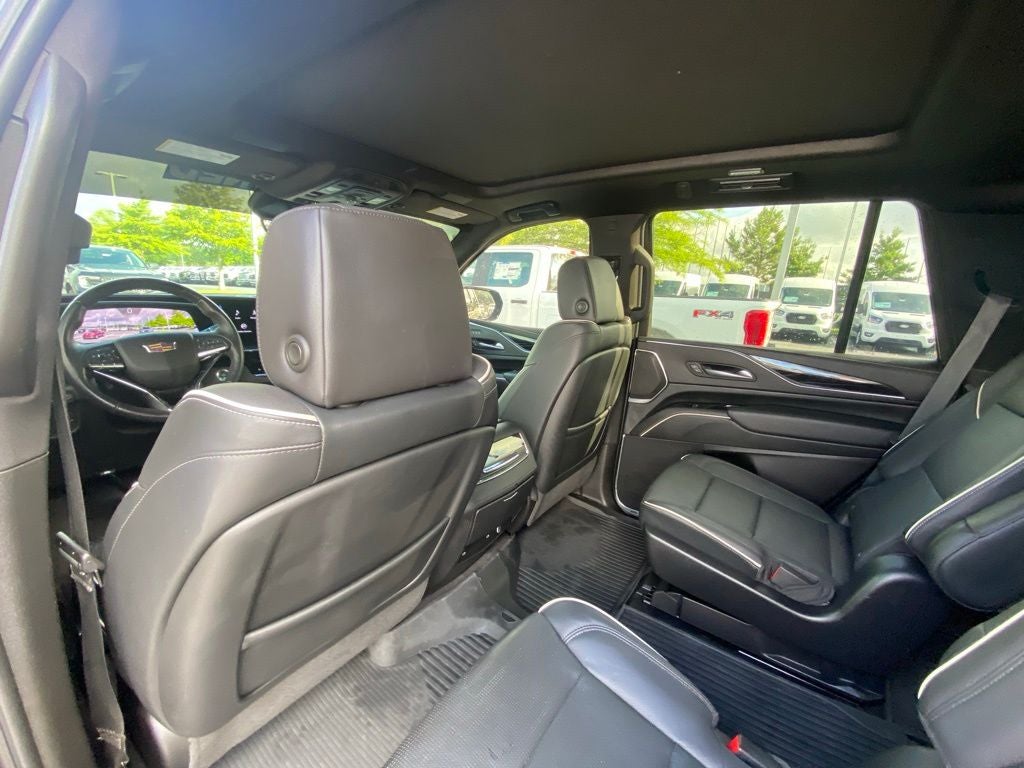 2023 Cadillac Escalade Sport