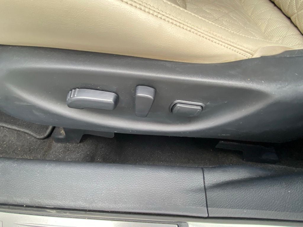 2016 Nissan Maxima Platinum