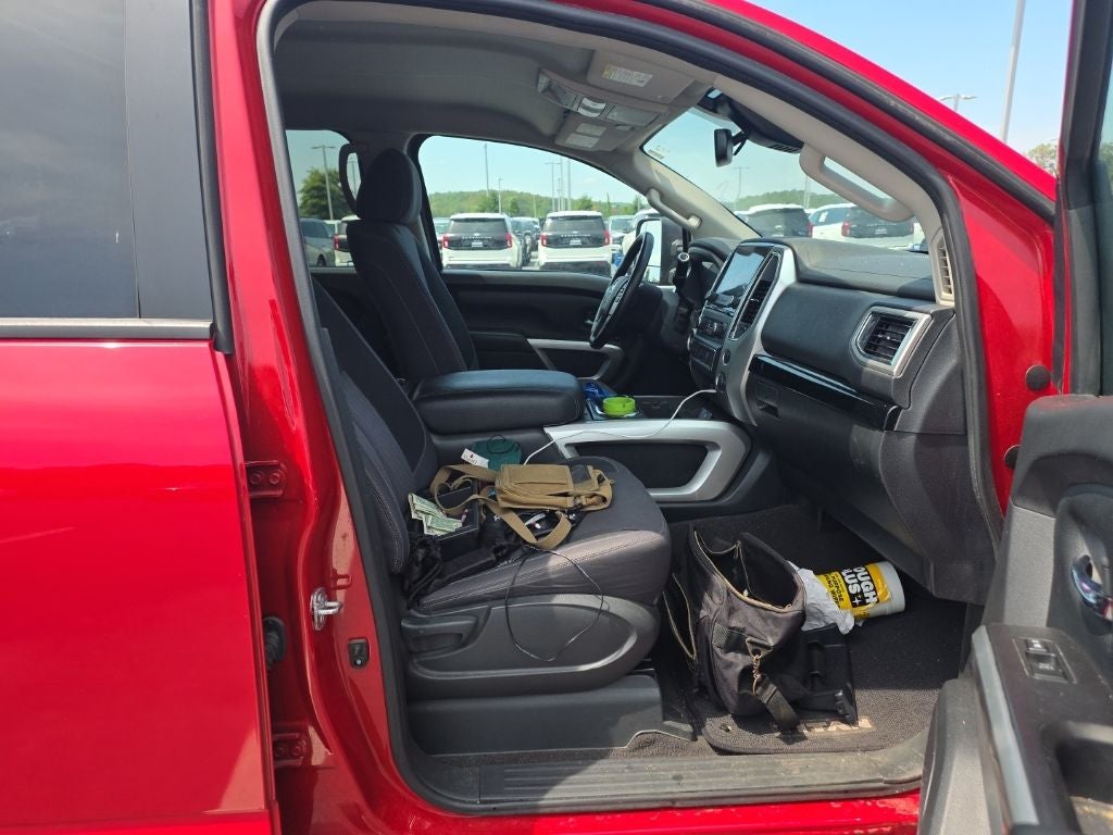 2021 Nissan Titan SV