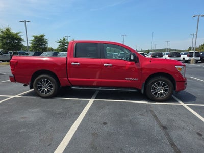 2021 Nissan Titan SV