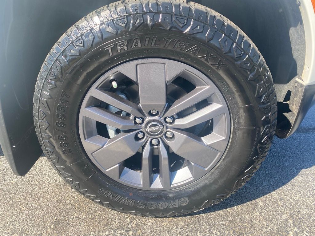 2025 Nissan Frontier SV