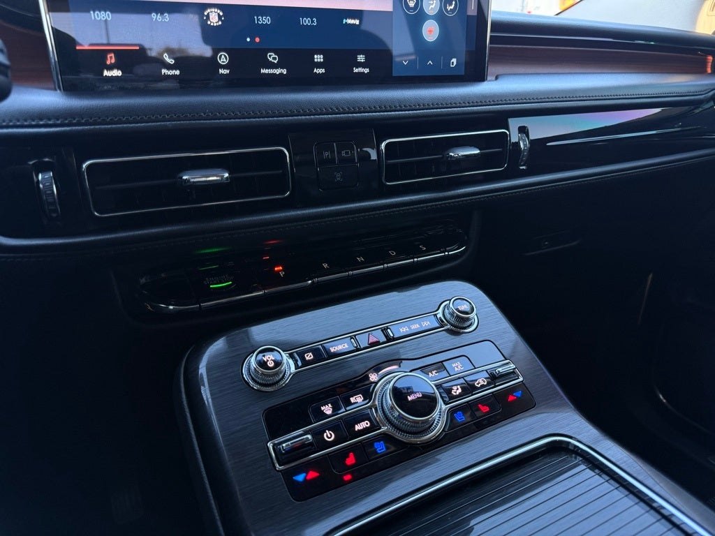 2021 Lincoln Nautilus Reserve