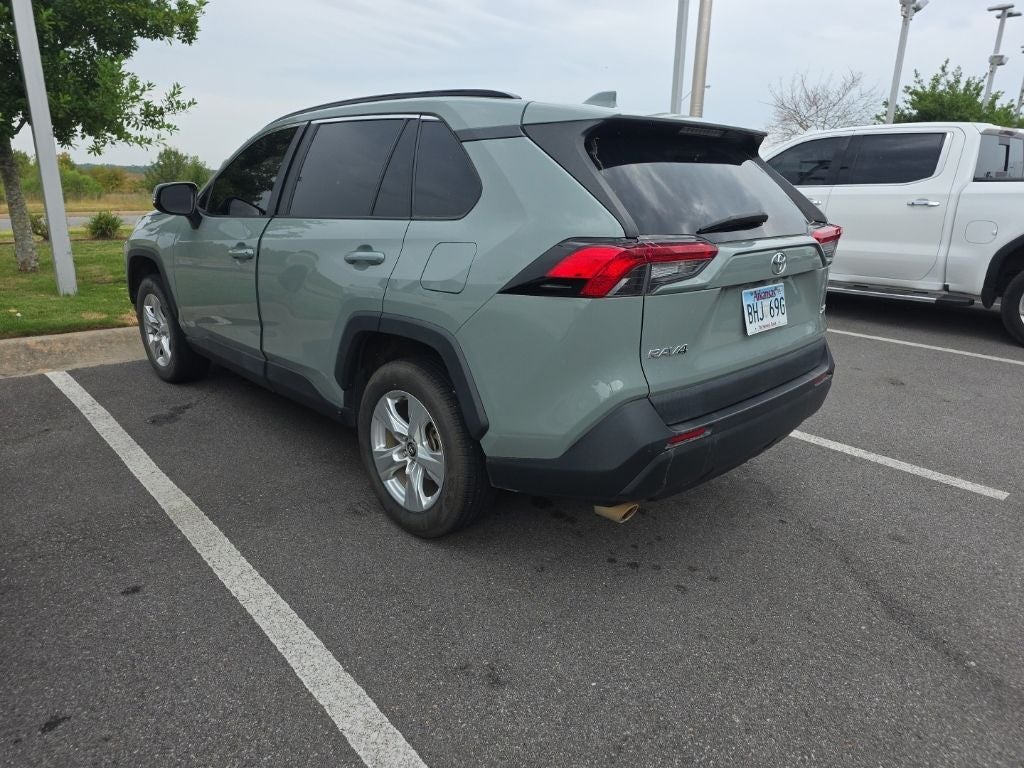 2020 Toyota RAV4 XLE