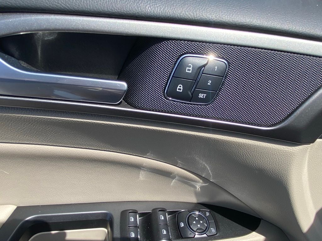 2017 Ford Fusion Energi SE Luxury