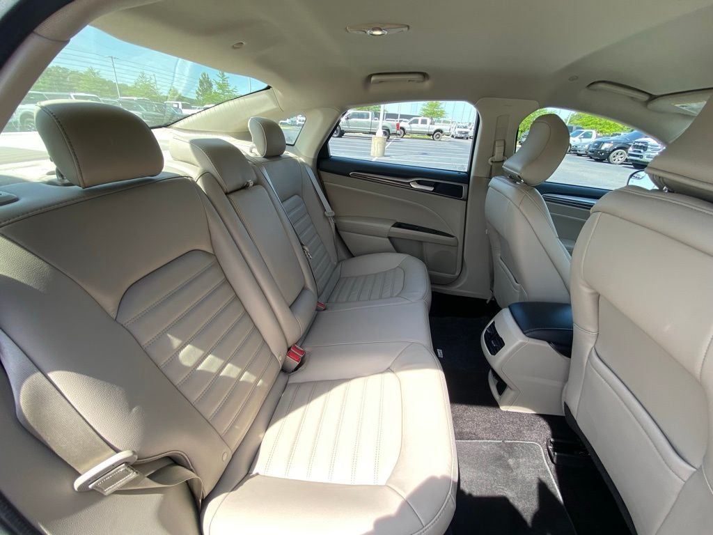 2017 Ford Fusion Energi SE Luxury