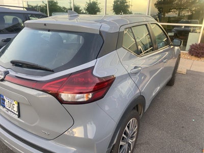 2022 Nissan Kicks SV