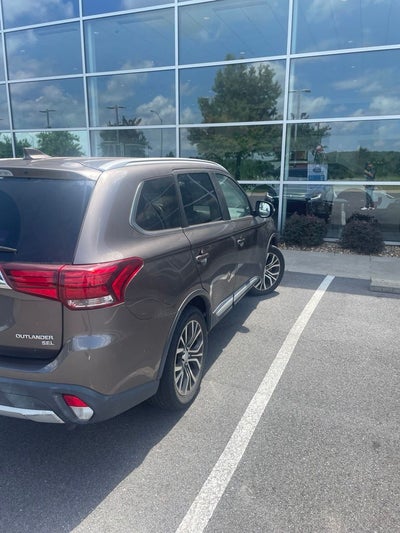 2018 Mitsubishi Outlander SE