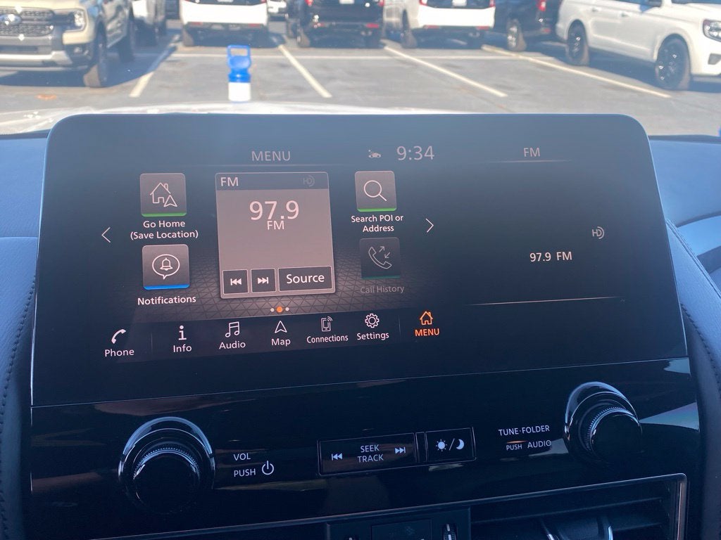 2024 Nissan Armada SL