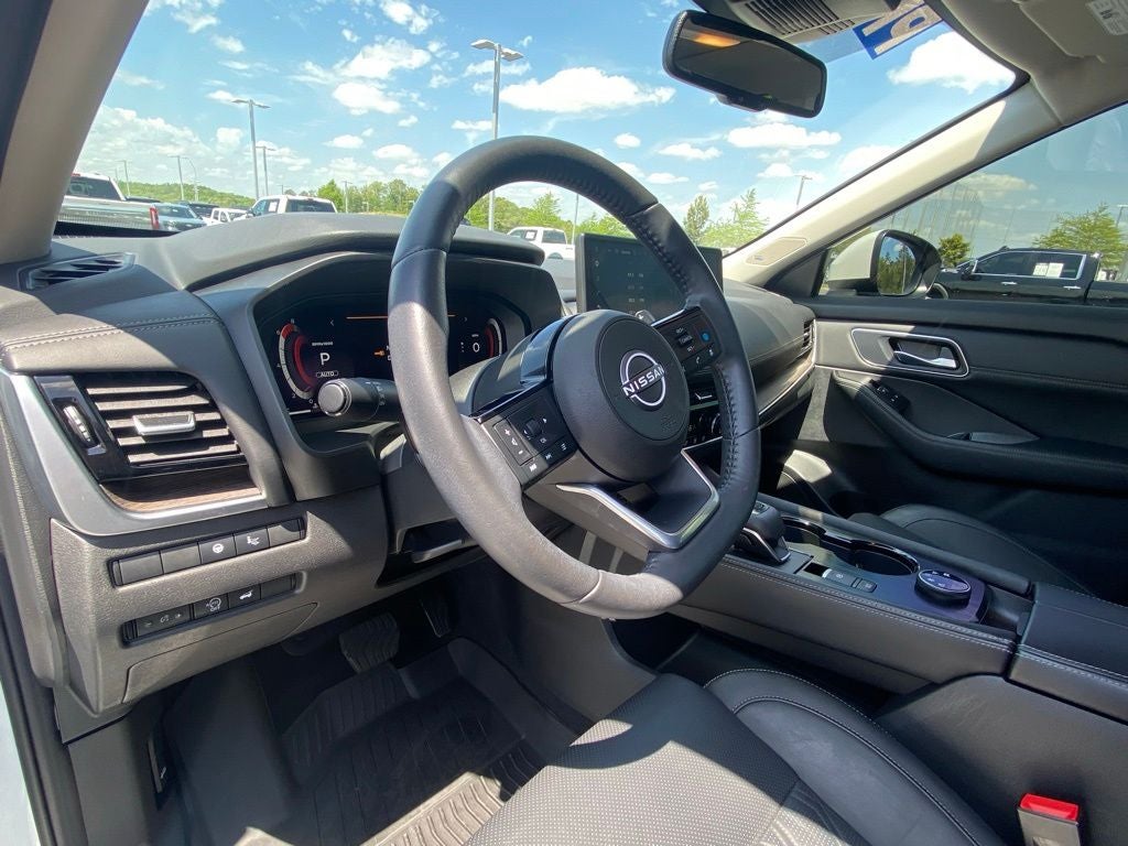 2024 Nissan Rogue Platinum