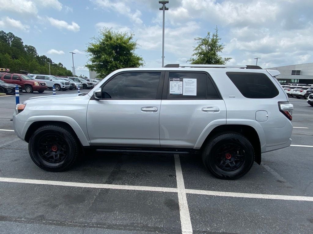 2022 Toyota 4Runner SR5