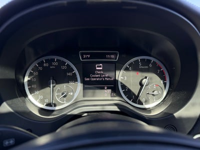 2017 INFINITI QX30 Premium