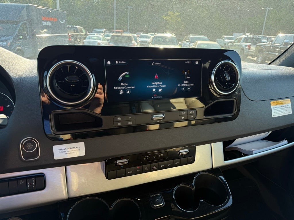 2023 Mercedes-Benz Airstream Cargo 170 WB High Roof