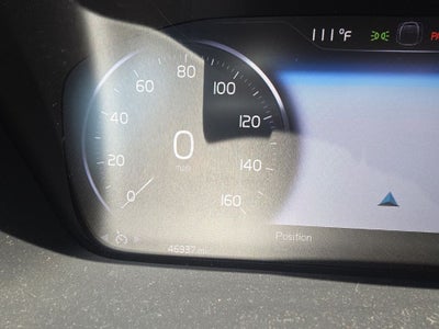 2021 Volvo XC40 Momentum
