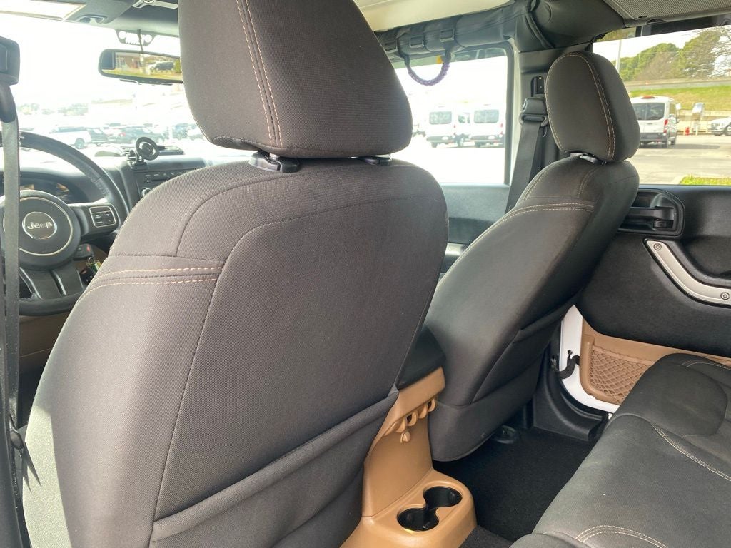 2016 Jeep Wrangler Unlimited Sahara