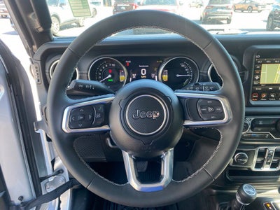 2023 Jeep Wrangler Sahara 4xe - HARD TOP - CLEAN CARFAX