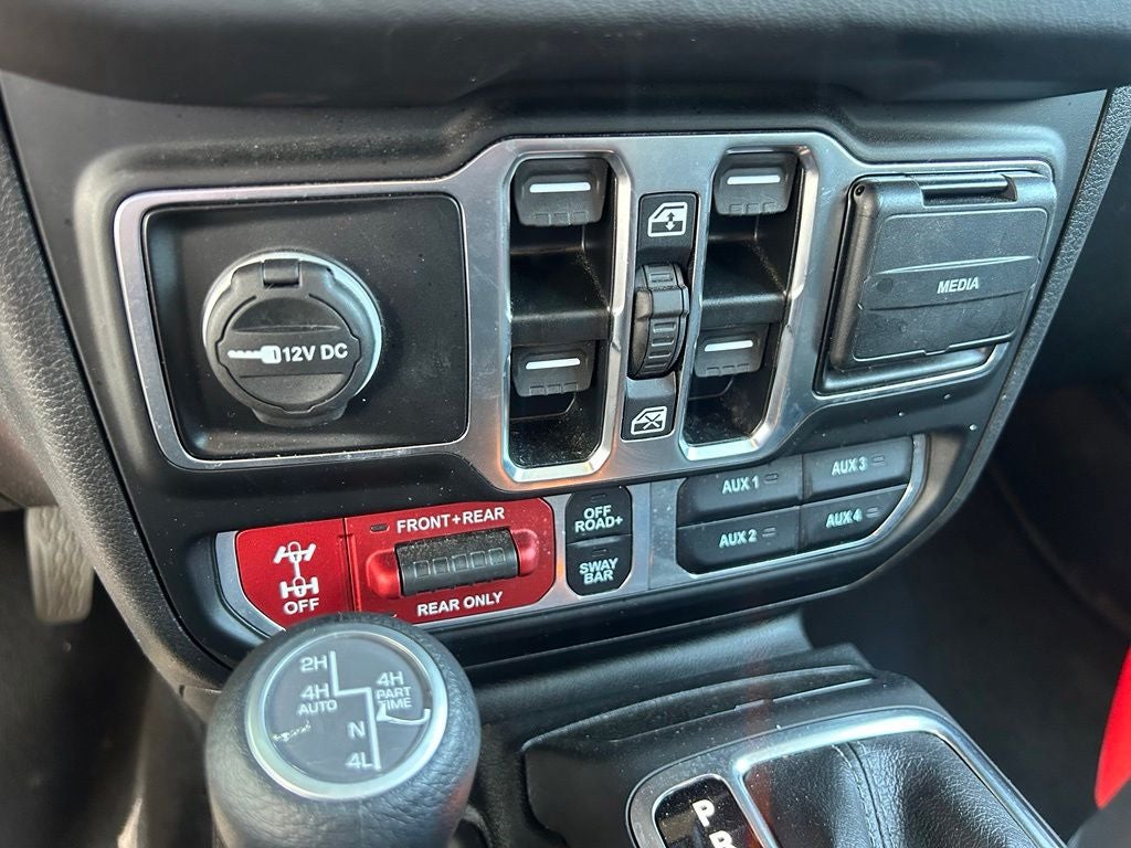 2025 Jeep Wrangler Rubicon 4xe - ONE OWNER - CLEAN CARFAX