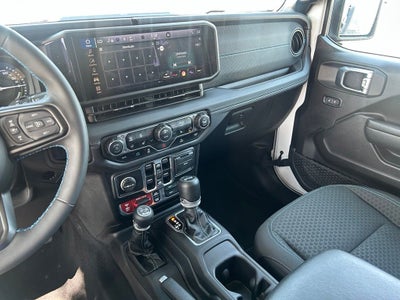 2025 Jeep Wrangler Rubicon 4xe - ONE OWNER - CLEAN CARFAX