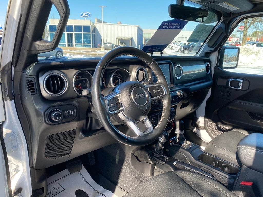 2022 Jeep Gladiator Overland