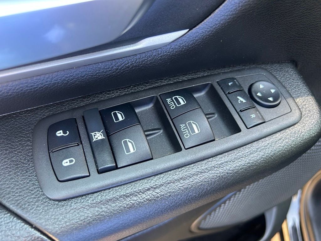 2022 RAM 1500 Big Horn/Lone Star - 4WD - SPORT APPEARANCE PKG