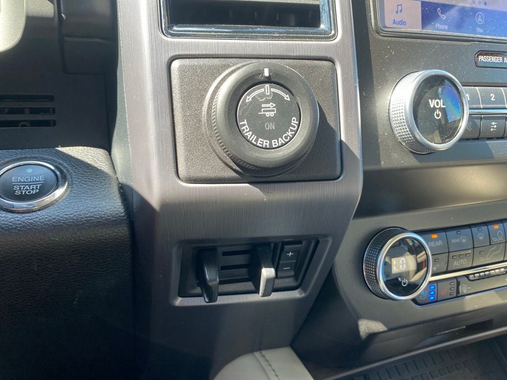 2021 Ford Expedition Platinum - 4WD - CARFAX ONE OWNER