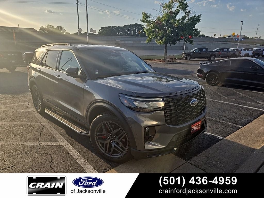2025 Ford Explorer ST-Line
