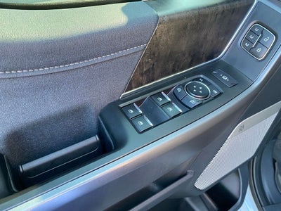 2025 Ford F-250SD Lariat Blackout Package-FX4