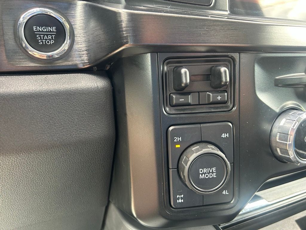 2023 Ford F-350SD Lariat - FORD GOLD CERTIFIED - FX4