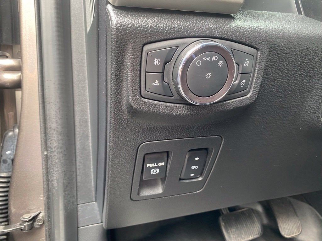 2020 Ford F-150 Lariat - 5.0L V8