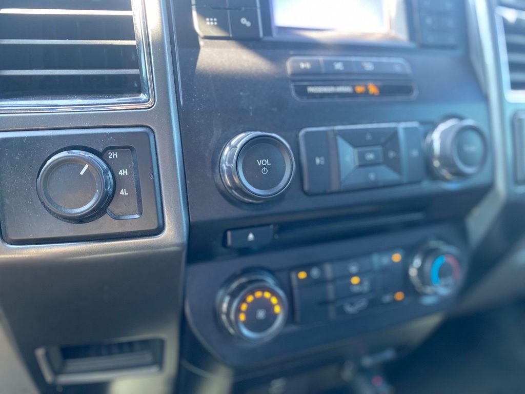 2018 Ford F-150 XLT - 4WD - CLEAN CARFAX