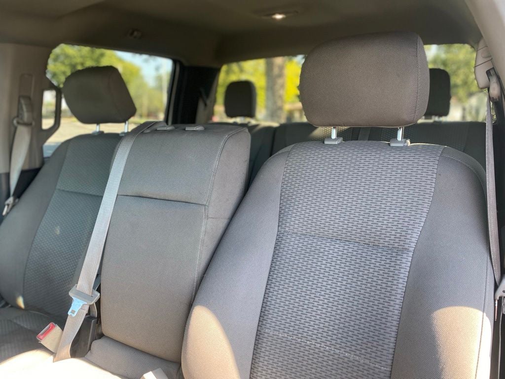2018 Ford F-150 XLT - 4WD - CLEAN CARFAX