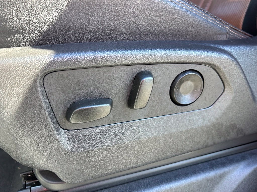 2025 Chevrolet Silverado 3500HD High Country - 4WD - 6.6L DURAMAX - TECH PACKAGE