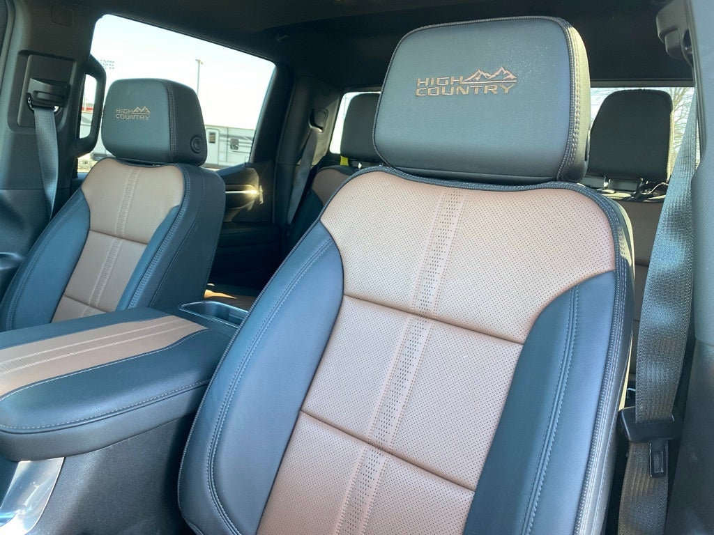 2025 Chevrolet Silverado 1500 High Country