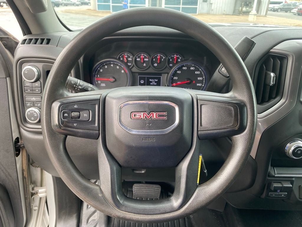 2023 GMC Sierra 3500HD Pro CHASSIS PRO - FLAT BED