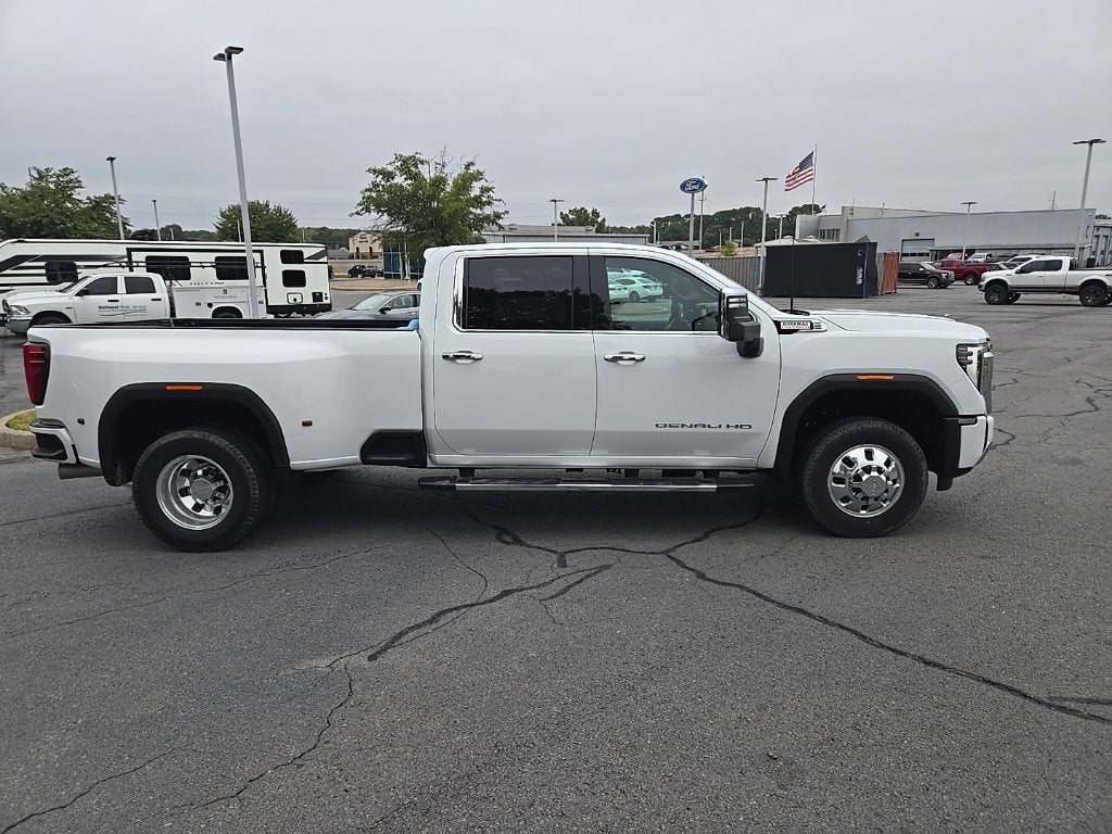 2025 GMC Sierra 3500HD Denali - RESERVE - 4WD - 6.6L V8 TURBODIESEL