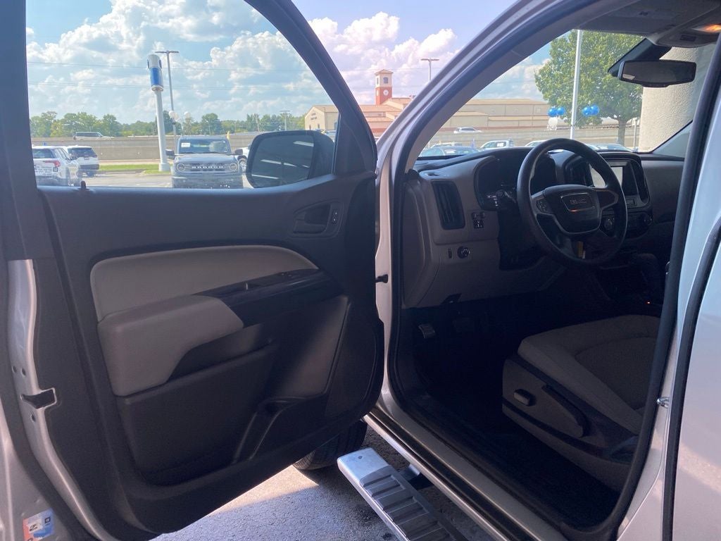2017 GMC Canyon Base
