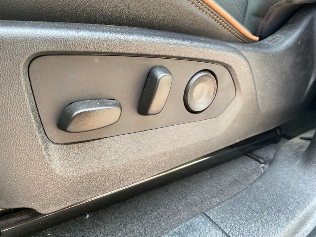 2026 GMC Canyon AT4 - LEATHER INTERIOR - FORD BLUE CERTIFIED