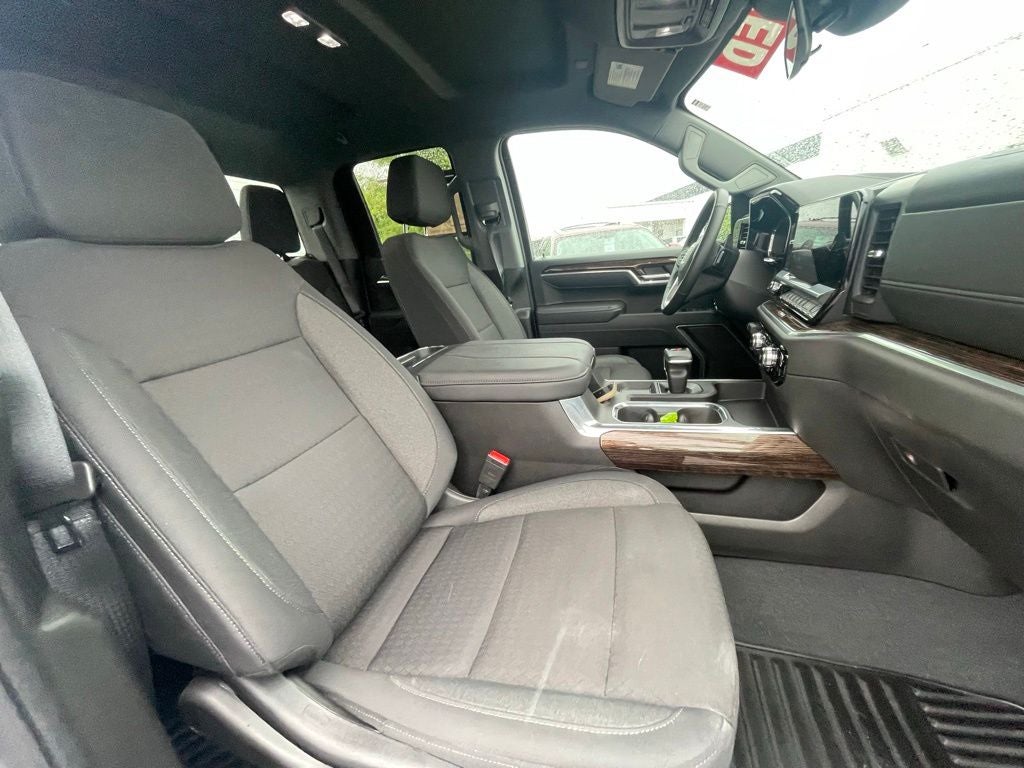 2025 GMC Sierra 1500 Elevation - V8 - X31 OFF ROAD