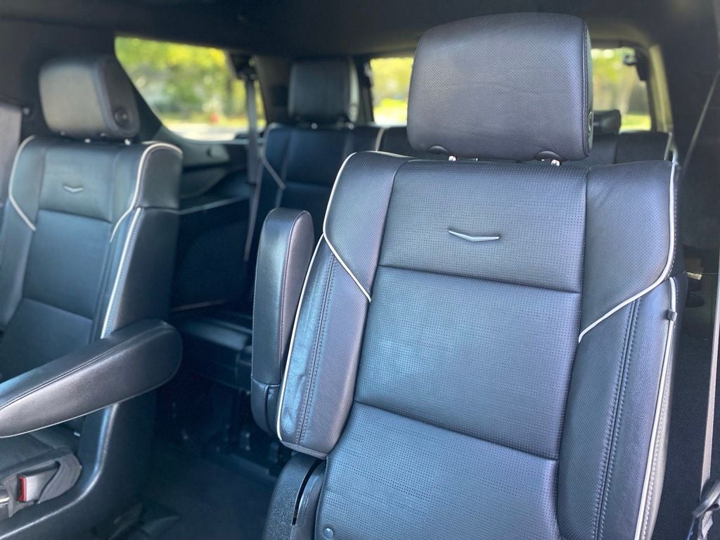 2022 Cadillac Escalade Sport - ONYX PACKAGE- 4WD