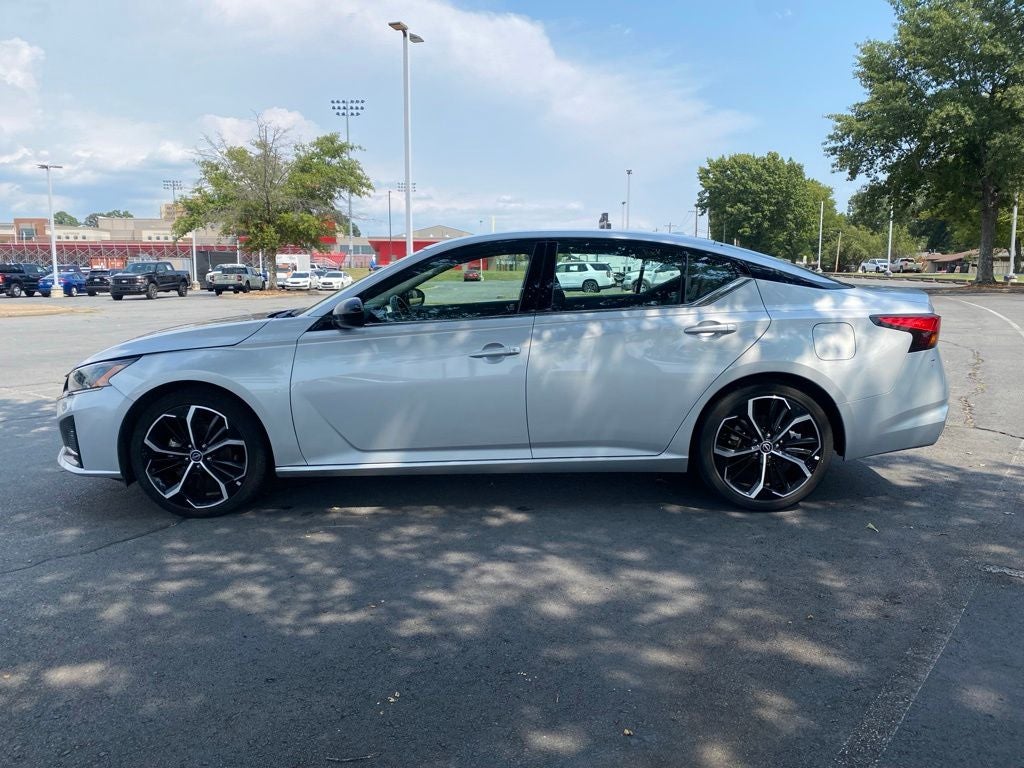 2024 Nissan Altima 2.5 SR - FORD BLUE CERTIFIED - CARFAX ONE OWNER